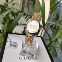 ساعة قوتشي النسائية