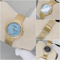 ساعة كريستيان ديور