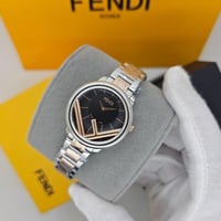 ساعة فندي FENDI النسائية