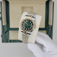 ساعة رولكس النسائية