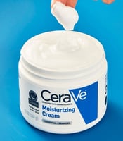 كريم مرطب من سيرافي 340ج