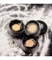 بودرة سائبة مخمليه فائقة النعومه بيتش 02 من ليف 15...