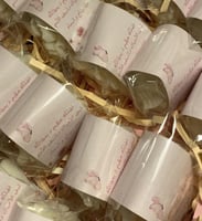 شمعة كاميليا ليوم المعلم