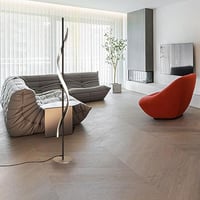 اضاءة ستاند ارضية تصميم مودرن ملفوف لون اسود وابيض...