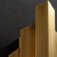 انارة جداري جرافيك حاد تصميم مودرن لون ذهبي - مقاس...