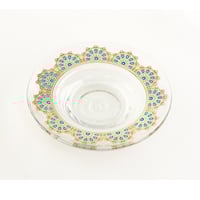 طقم صحون زجاجية مذهبة بزخرفة هندسية عصرية وانيقة