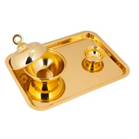 صينية تقديم مستطيلة مع وعاء تمر ووعاء صغير من السي...