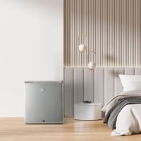 ثلاجة كهربائية بباب واحد صغير مع ضاغط عالي الكفاءة...