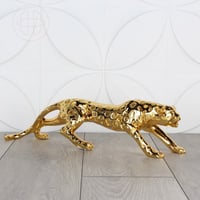 مجسم فهد ذهبي - مقاسين