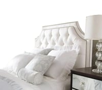 سرير  فندقي عصري بلوح رأسي تفصيل بمقاسات متعددة