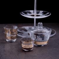 مضيفة طبقتين زجاج مذهب بتصميم عصري