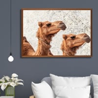 لوحة جدارية كنفاس مطبوعة وديكور نقشة الابل مع السج...