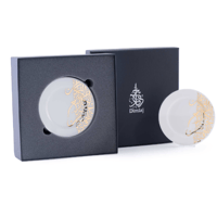 طقم صحون بورسلان فاخر بزخرفة ذهبية من الخط العربي