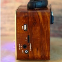 راديو بمنفذ usb من دي ال سي -لون بني