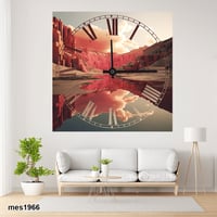 ساعة حائط أكريليك مربعة - انعكاس الصخور الوردية