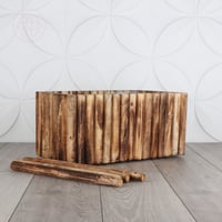 طقم أحواض مستطيلة من أوتاد خشبية - بأرجل يمكن فكها...