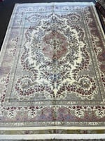 سجادة ايرانية صوف و حرير تبريزي صناعة يدوية | مقاس...