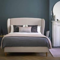 سرير كينج خشب و مخمل - بيج