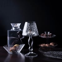 طقم زبادي زجاجية فاخرة محفورة بزخرفة من الخط العرب...