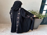 عباية " لانا "