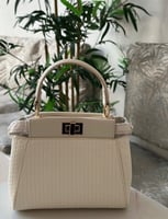 شنطة يد أنيقه - بعدة ألوان