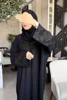 عباية وجْد ، بأضافة الجاكار الفخم على الياقه والأك...