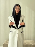 بلايزر off white