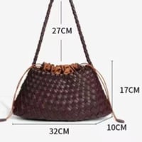 روزانا بني داكن