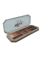 لوحة ظلال العيون - 12 ظلال مذهلة لمظهر العين الناب...