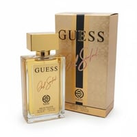 عطر ذو رائحه منعشه وجذابه