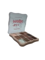 لوحة ظلال العيون - 12 ظلال نابضة بالحياة لإطلالة م...