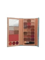 لوحة ظلال العيون - 30 ظلال نابضة بالحياة لمظهر مكي...