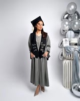 عباية تخرج رمادي 2026