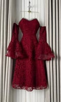 فستان سهرة أحمر دانتيل قصير