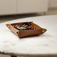 صينية جلد للمسابيح