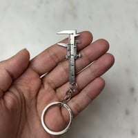 كليبر ميدالية للقياس