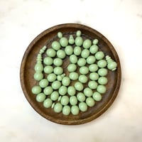 مسباح بكالايت فستقي