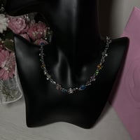 عقد سواروفسكي الراقي