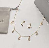 شوكر مسيكا فضي + ذهبي مع الحلق