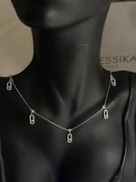 شوكر مسيكا فضي + ذهبي مع الحلق