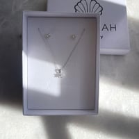 طقم فضه 925 سلسال وحلق سولتير V11