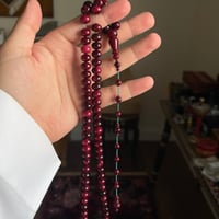 برغندي ذوري