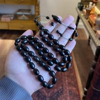 قلاليث فرنسي اسود ممزوج ببني داكن