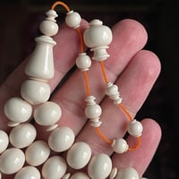 ابيض صك تمليكة وماخذ لون