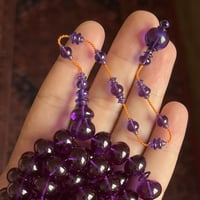 فاتوران بنفسج بشفافية وانعكاس