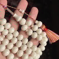 ابيض صك ديزاين انتيك مبروم