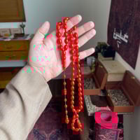 مسباح بما يسمى فاتوران احمر بتعريق