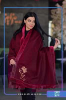 وشاح الفخامة الشتوي عنابي