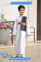 ثوب العيد مع إضافة الجلد وتطريز الاسم