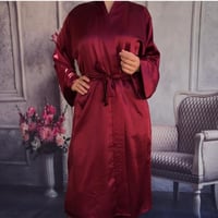 روب عرايس عنابي